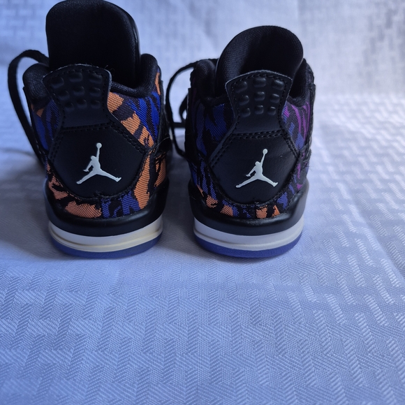 Nike Air Jordan 4 Retro Size 5c - Picture 4 of 6